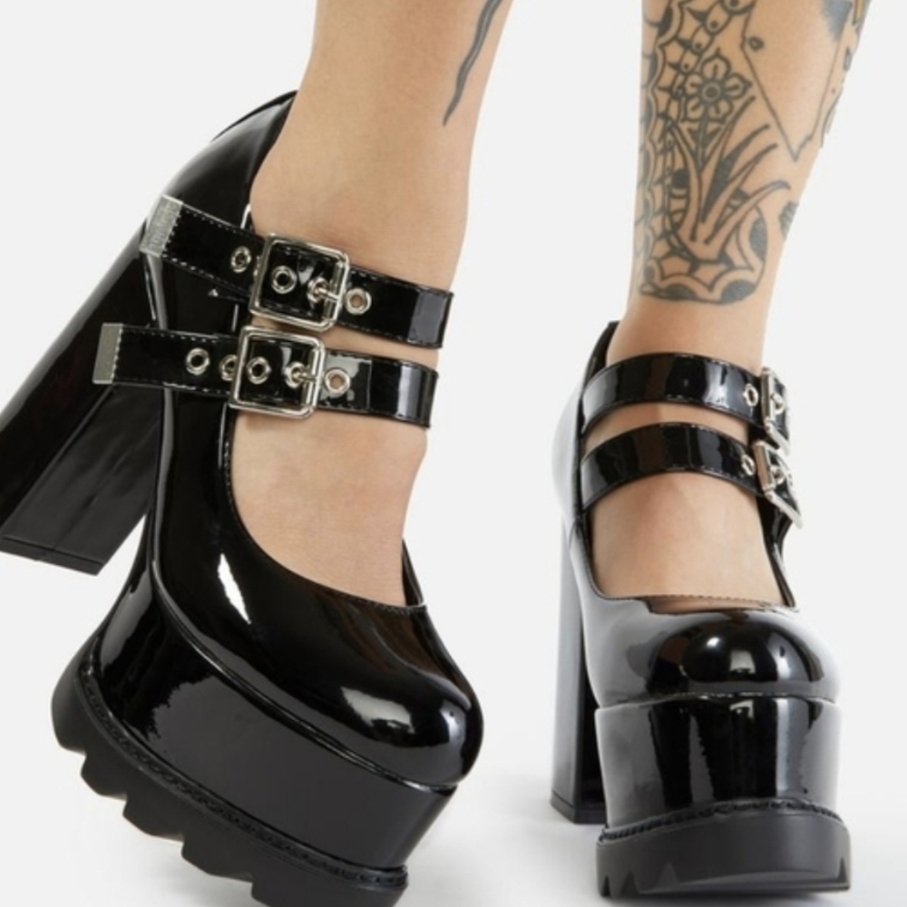 7.5/8 Lamoda Black Onyx Vegan Patent Leather How Ironic Platform Mary Jane Heels